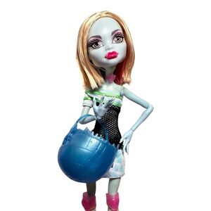 Monster High Abbey Bominable Roller Maze Edition Gen 1